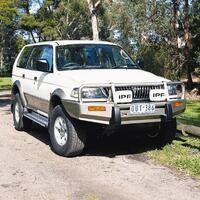 Передній захист ARB для MITSUBISHI Pajero Sport W/AIRBAG 97-00 (3435010) фото